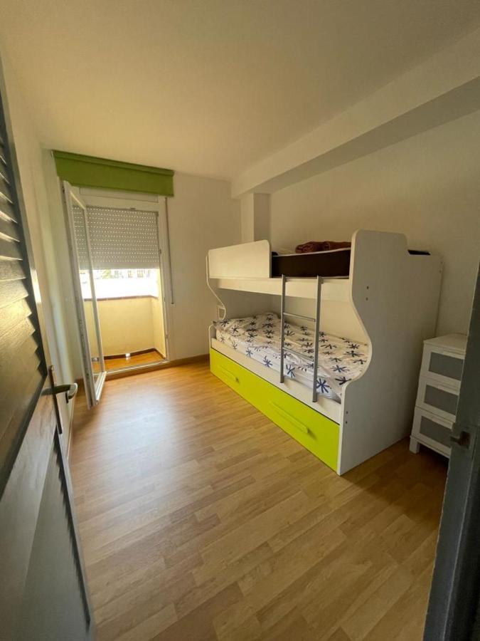 Ferienwohnung Piso Delante De Mar L' Escala Exterior foto