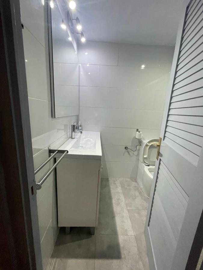 Ferienwohnung Piso Delante De Mar L' Escala Exterior foto